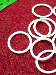 Plastic ring - 20mm