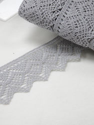 Renda de bicos com losangos - Cinza