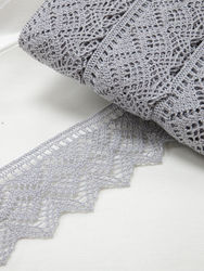 Renda de bicos com losangos - Cinza