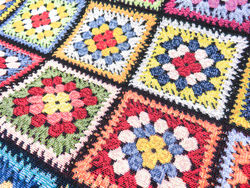 Tecido imitação de crochet