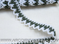 Renda de bicos - verde seco