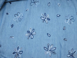 Ganga - Flores bordadas