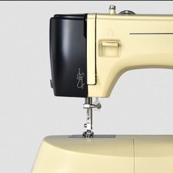 Sewing machine - Necchi New Mirella 