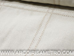 Quadrilé ajourado - cru