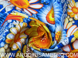 Tecido 3D - flores azul e amarelo