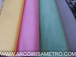 Tecido de Pintinhas - Verde claro