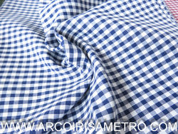 QUADRADINHOS VICHY  AZUL E BORDEAUX