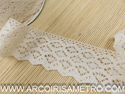 RENDA DE ALGODÃO -LOSANGOS/  BICOS CRU