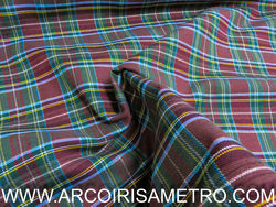 TECIDO ESCOCES BORDEAUX COM DOURADO