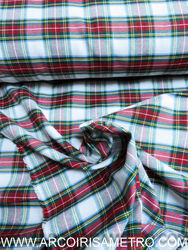 TECIDO ESCOCES BRANCO / VERDE/ VERMEHO  COM DOURADO